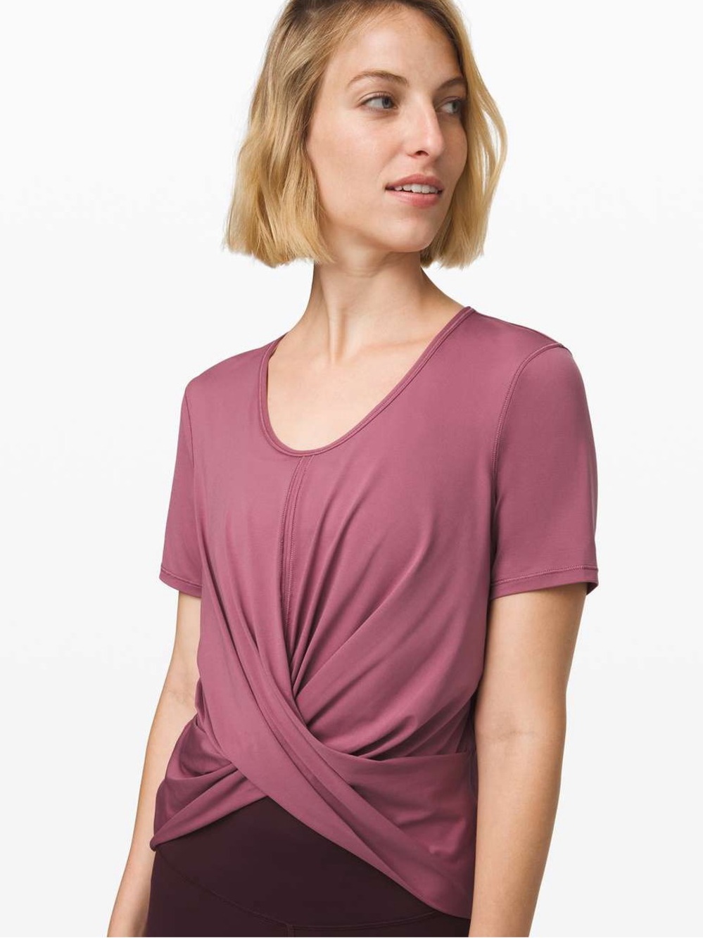 2 Lululemon Front Twist Crop Top Shirt Do the Daily Short Sleeve Pink Plumful